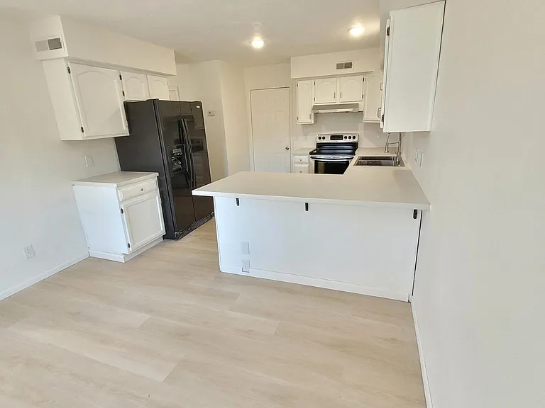 20 Westhaven Dr — Photo 20