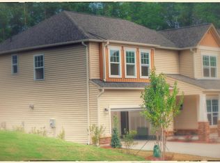4008 Vallonia Dr, Cary, NC 27519