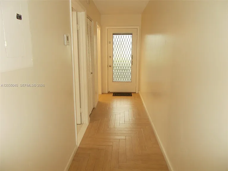 1400 SW 124th Ter #106Q — Photo 12