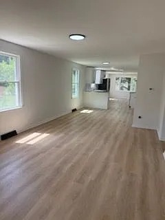 74 Willow St — Photo 2