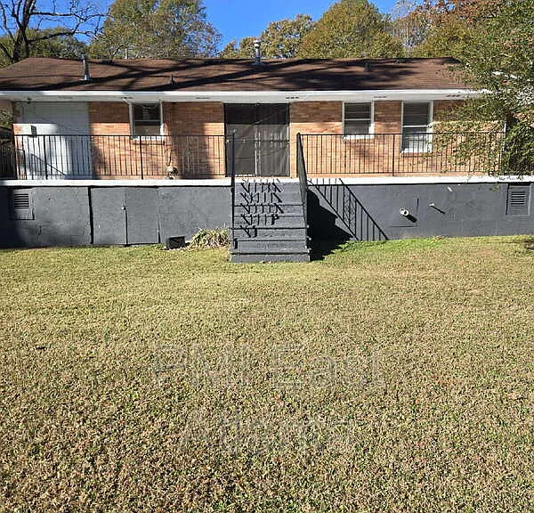 2332 Carey Dr SE — Photo 10