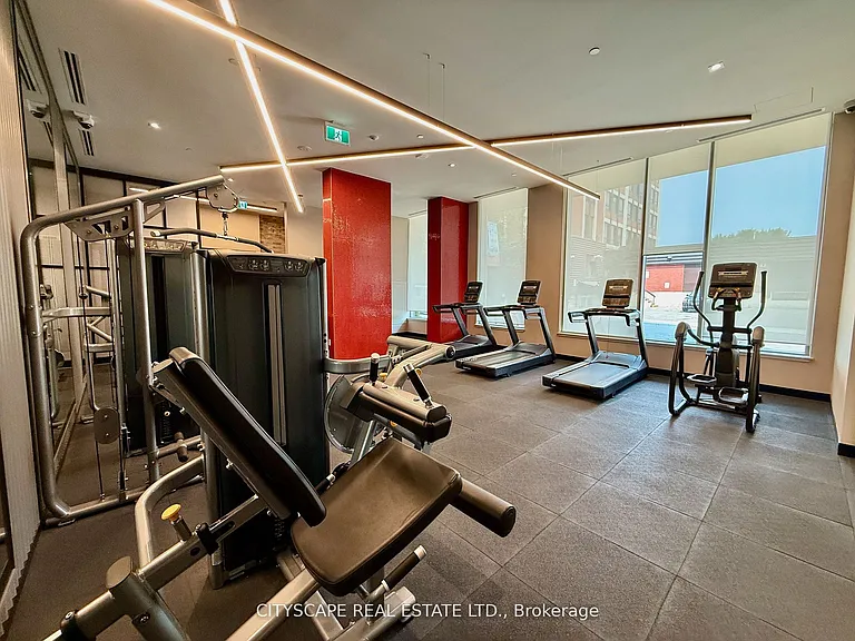 212 King William St #603 — Photo 25