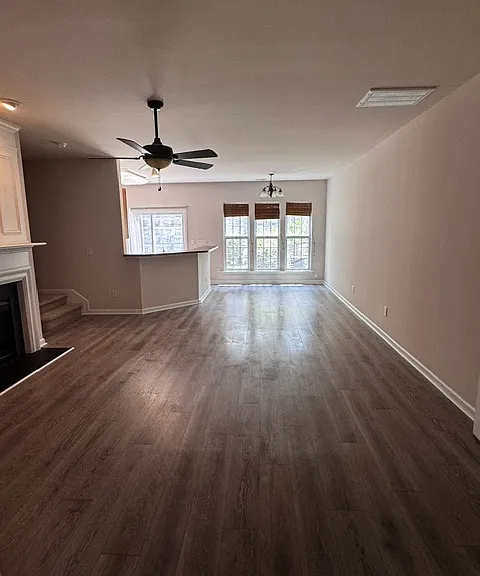 519 Perrault Dr — Photo 5