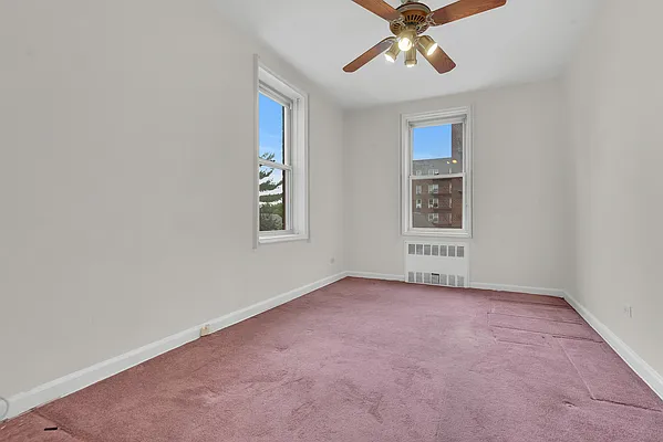 Bedroom, photo 10
