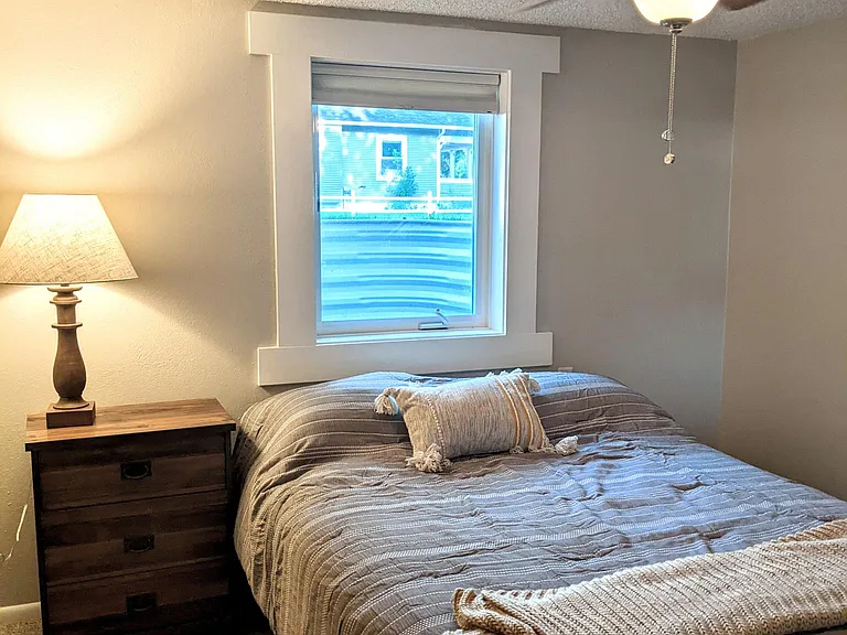 601 Parkhill Dr #1/2 — Photo 13