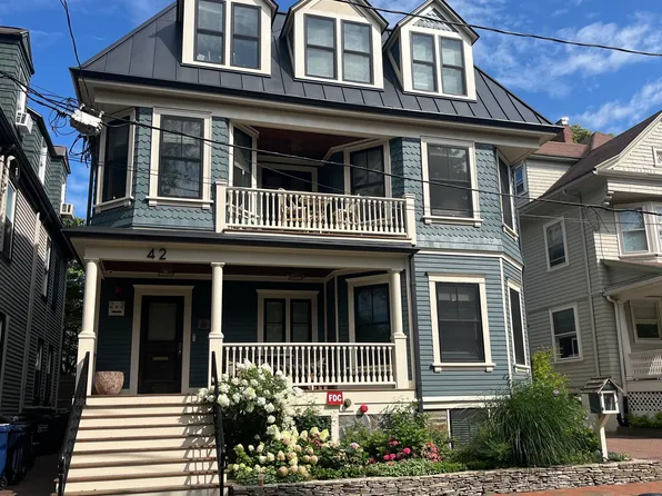 42 Dana St, Cambridge, MA 02138