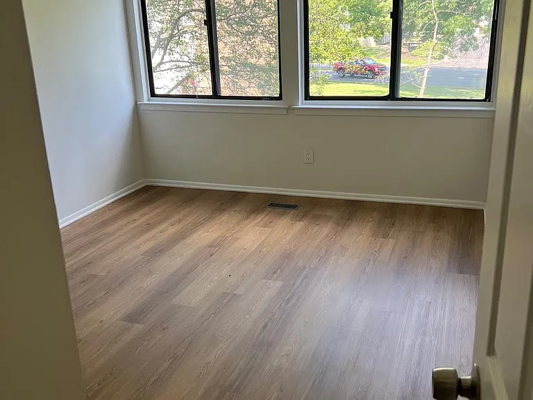 4610 Acton Ct — Photo 19