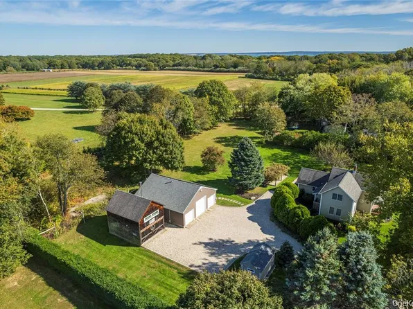 3275 Skunk Lane, Cutchogue, NY 11935