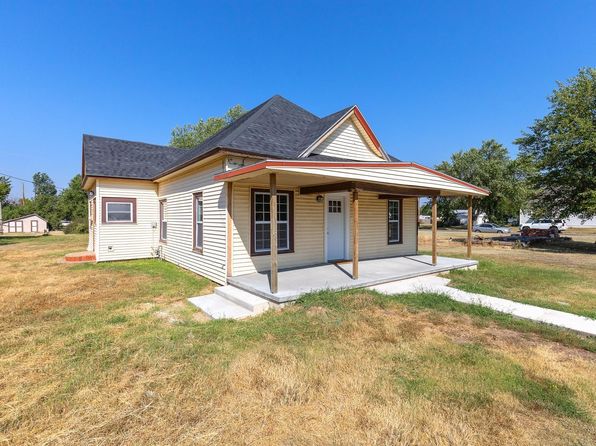 Pretty Prairie KS Real Estate - Pretty Prairie KS Homes For Sale | Zillow