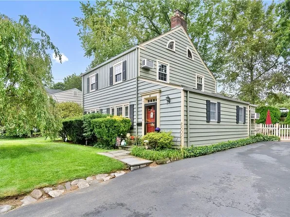59 Bowbell Road, White Plains, NY 10607