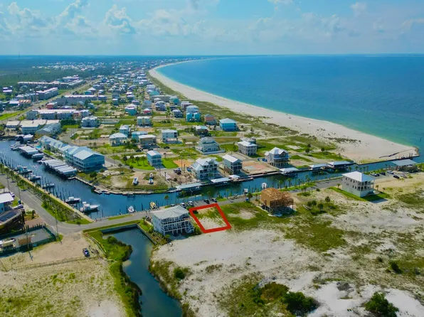 128 Canal Pkwy, Mexico Beach, FL 32456