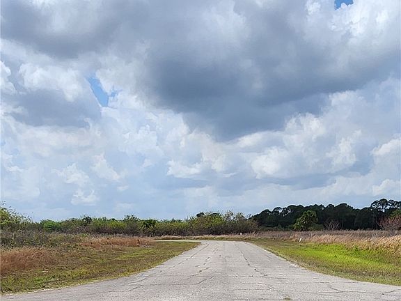 5th image of 357 Neighborly Rd
