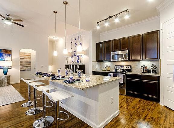 4th image of 1902 Burton Dr #316