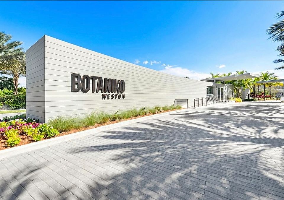 1st image of 14713 Botaniko Dr S