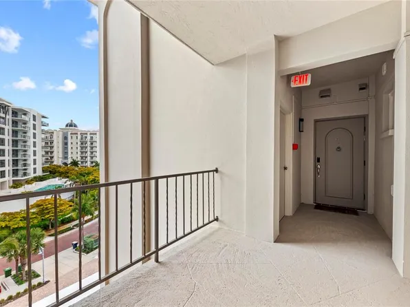 350 Golden Gate Point #61, Sarasota, FL 34236