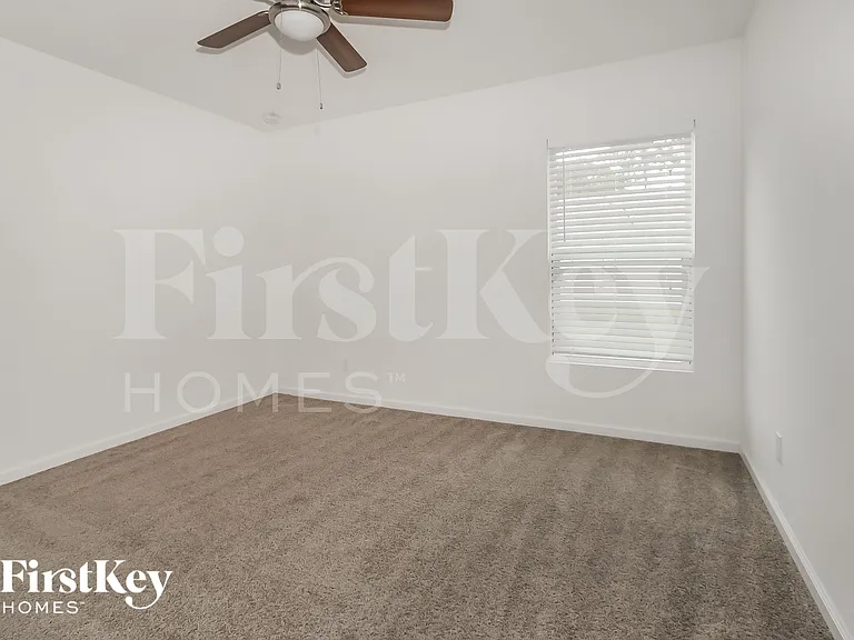 3157 SW Letchworth St — Photo 7
