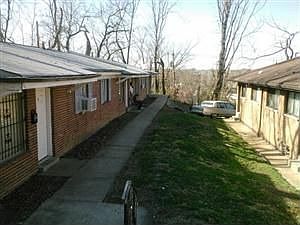 3rd image of 4527 Carrie Ave APT D