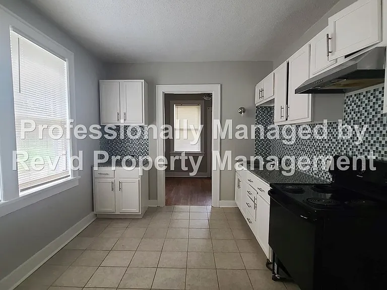 800 Maury St #2 — Photo 9