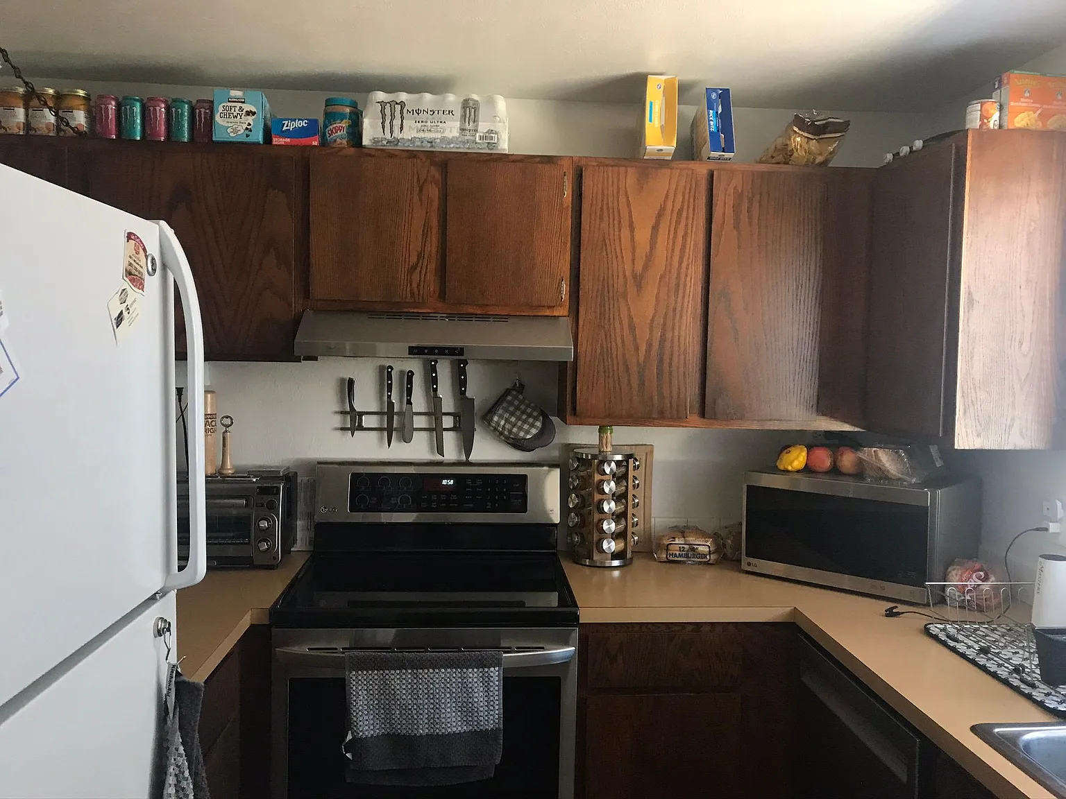 2 bed, 924 sqft, $2,200 — Photo 3