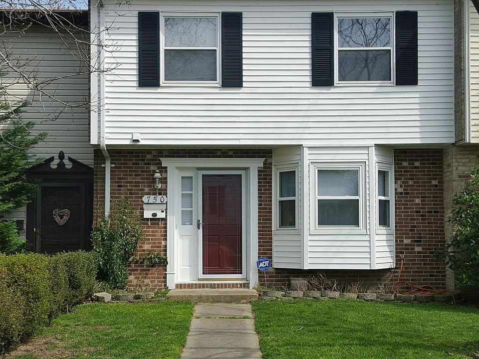 1st image of 750 Biltmore Dr