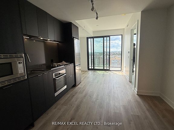 3rd image of 3009 Novar Rd #1612