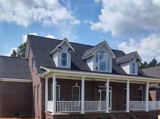 155 Winterberry Ln, Roanoke Rapids, NC 27870