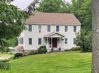 28 Carriage Ln, Holden, ME 04429