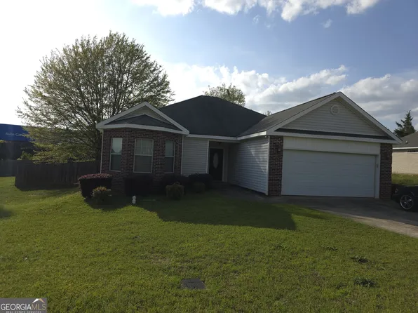 404 Hidden Creek Cir, Warner Robins, GA 31088