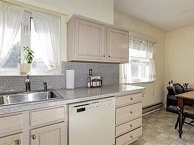 5th image of 604A Willow Ln #2