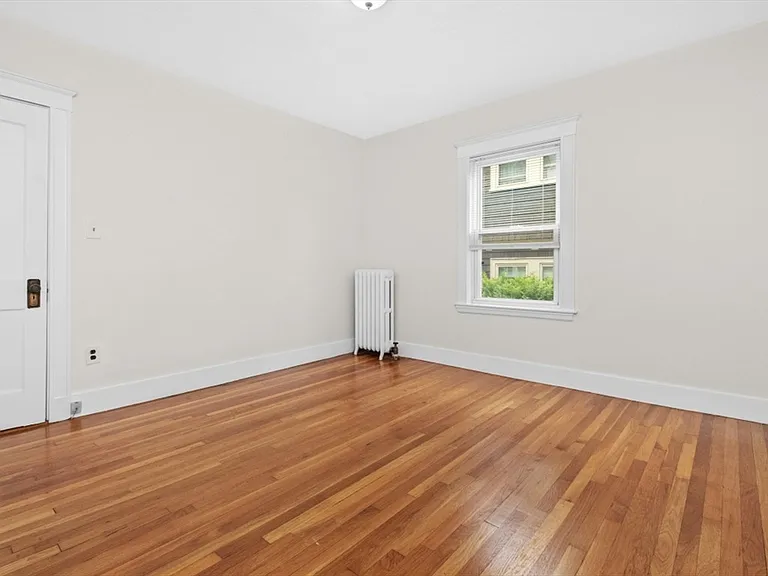 44 Hillsdale St #1 — Photo 14