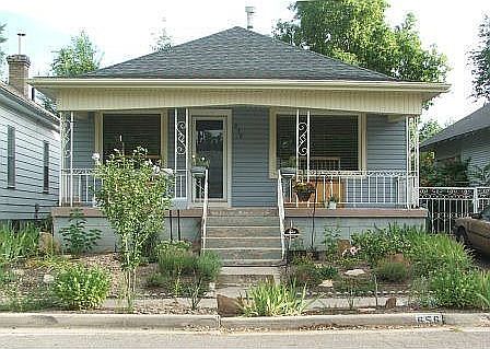 1st image of 656 E Roosevelt Ave