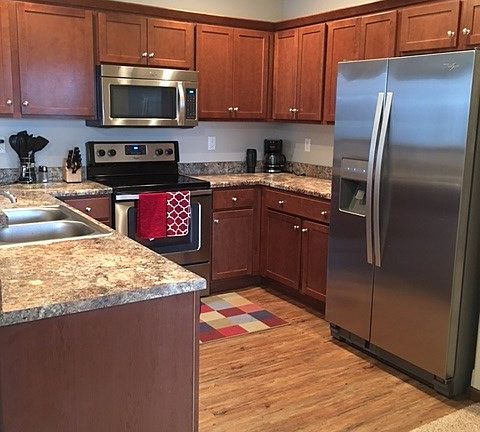 3rd image of 1347 Whipple Ct