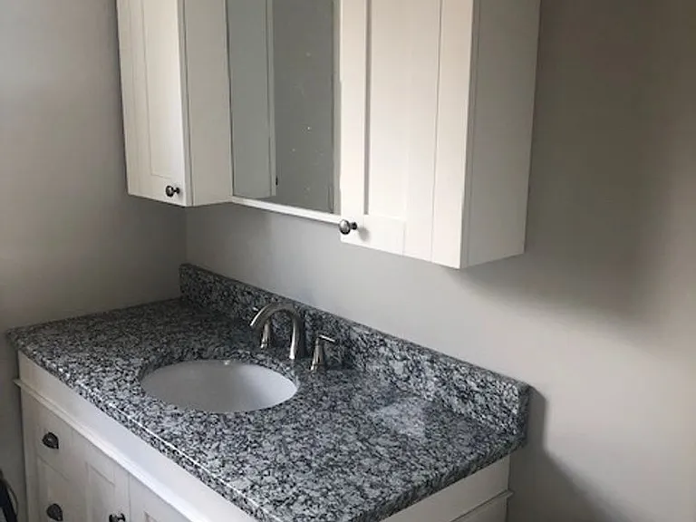 817 N Washington St — Photo 12