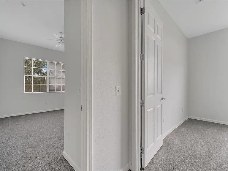 817 Terrace Ridge Cir #817 — Photo 20