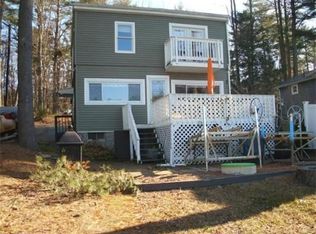39 Shore Dr, Holland, MA 01521