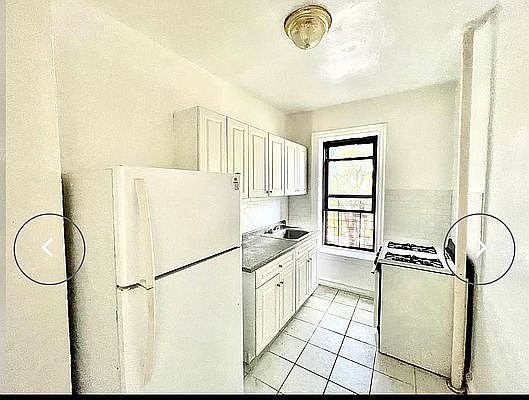 2nd image of 874 43rd St APT 9C