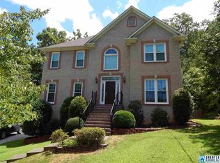 1816 Cross Cir, Hoover, AL 35244