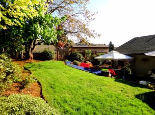 226 NW Laurel St, Dundee, OR 97115