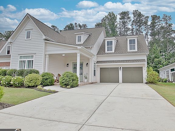 3rd image of 216 Bandon Way