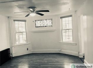 245 E 9th Ave #1, Roselle, NJ 07203