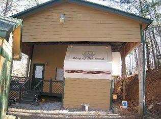 273 14th St, Ellijay, GA 30540