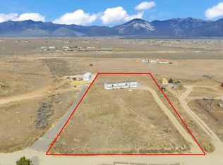 60 Santistevan Rd, El Prado, NM 87529