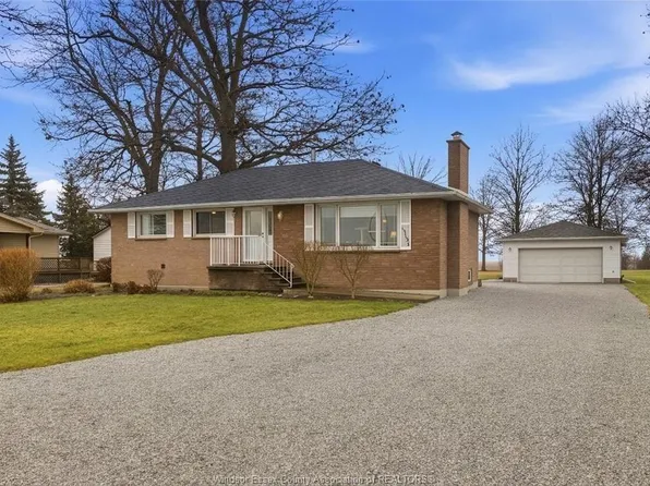 13132 Walker Side Rd, Essex, ON N8M 2X6