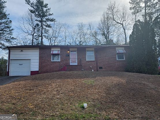1st image of 3632 Clovis Ct NW