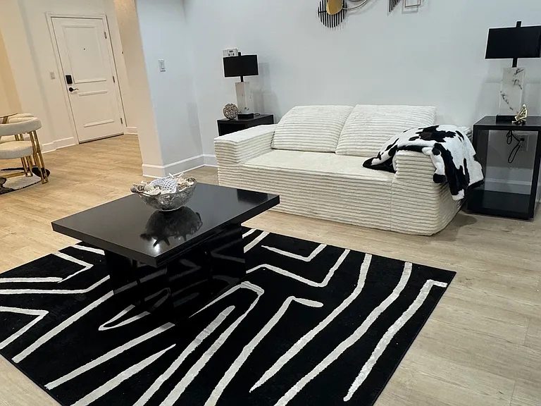 1800 Alma Ave #306 — Photo 1