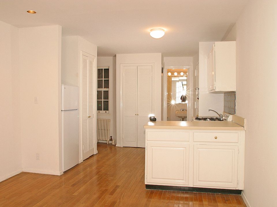1st image of 315 E 81st St APT 4RE