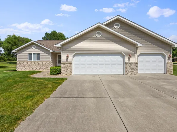 9511 Senneca Ln, Demotte, IN 46310