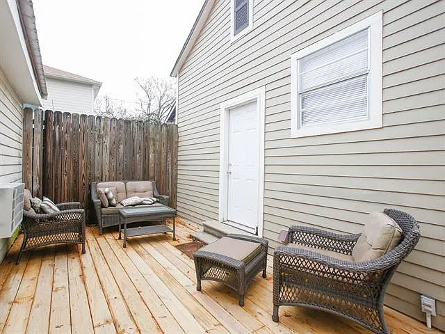 7522 Freret St #FRONT — Photo 17