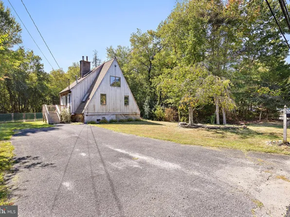 32 Barnegat Beach Dr, Waretown, NJ 08758