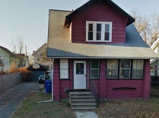 104 Phoenix Ter, Springfield, MA 01104